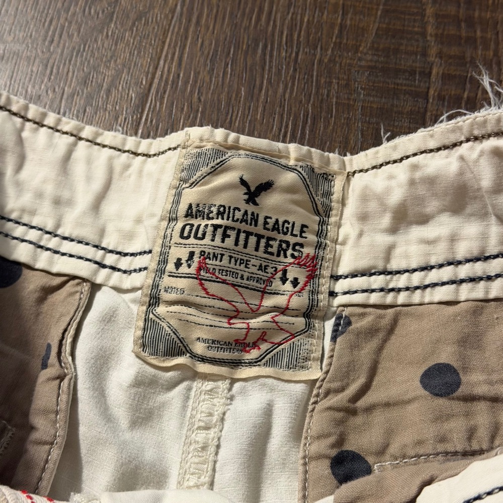 Vintage American Eagle Cargo Shorts Mens 33 Cream AE-3 Y2K Frayed Heavy Cotton - Picture 2 of 8